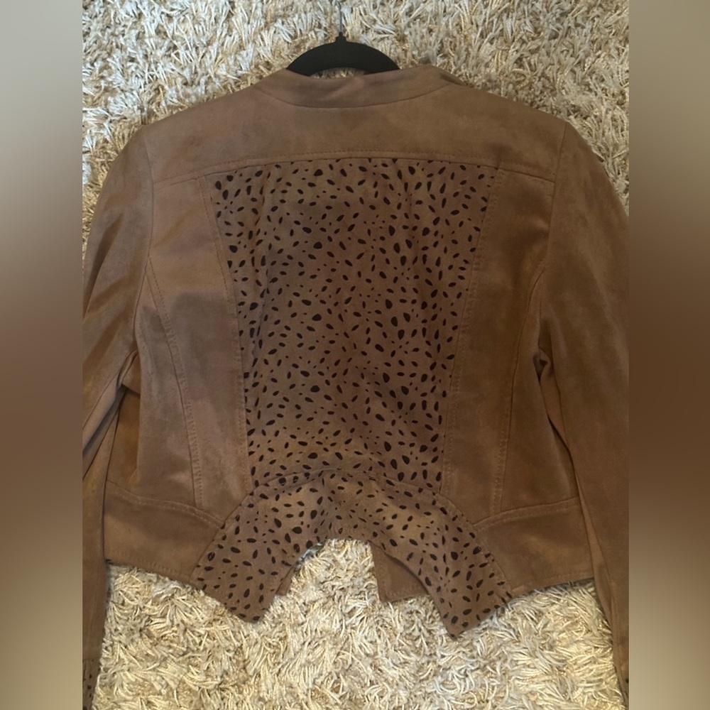 BCBG Suede lined crop jacket.
